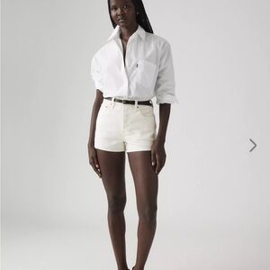 Levi's Women's High Waist Shorts - Off White